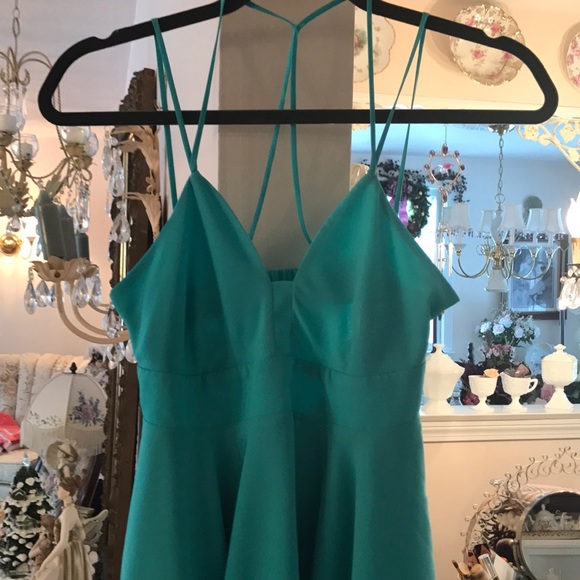 🎉SALE🎉EXPRESS Beautiful blouse💕❄️ - Picture 2 of 8